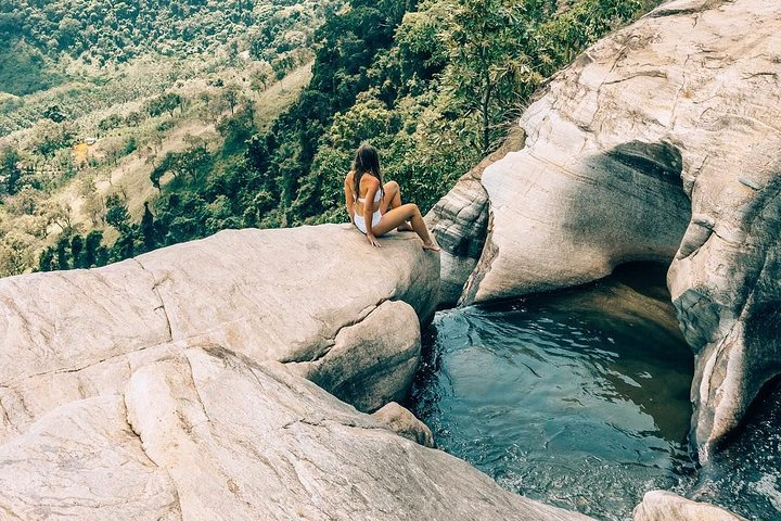 Ella to Arugam Bay Shuttle & Upper Diyaluma Waterfall Hike - Photo 1 of 6